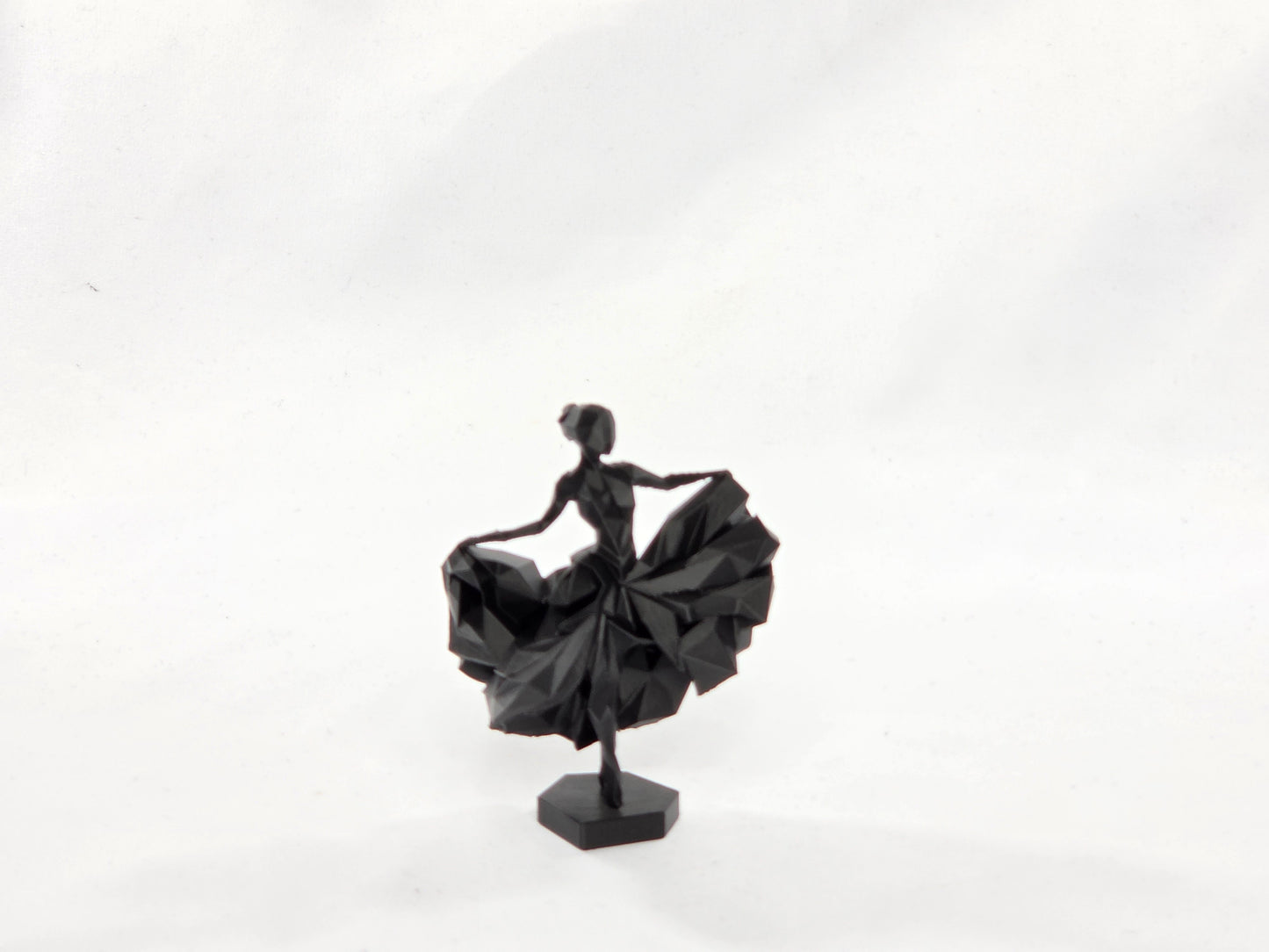🩰 Geometrische Ballerina – Figur